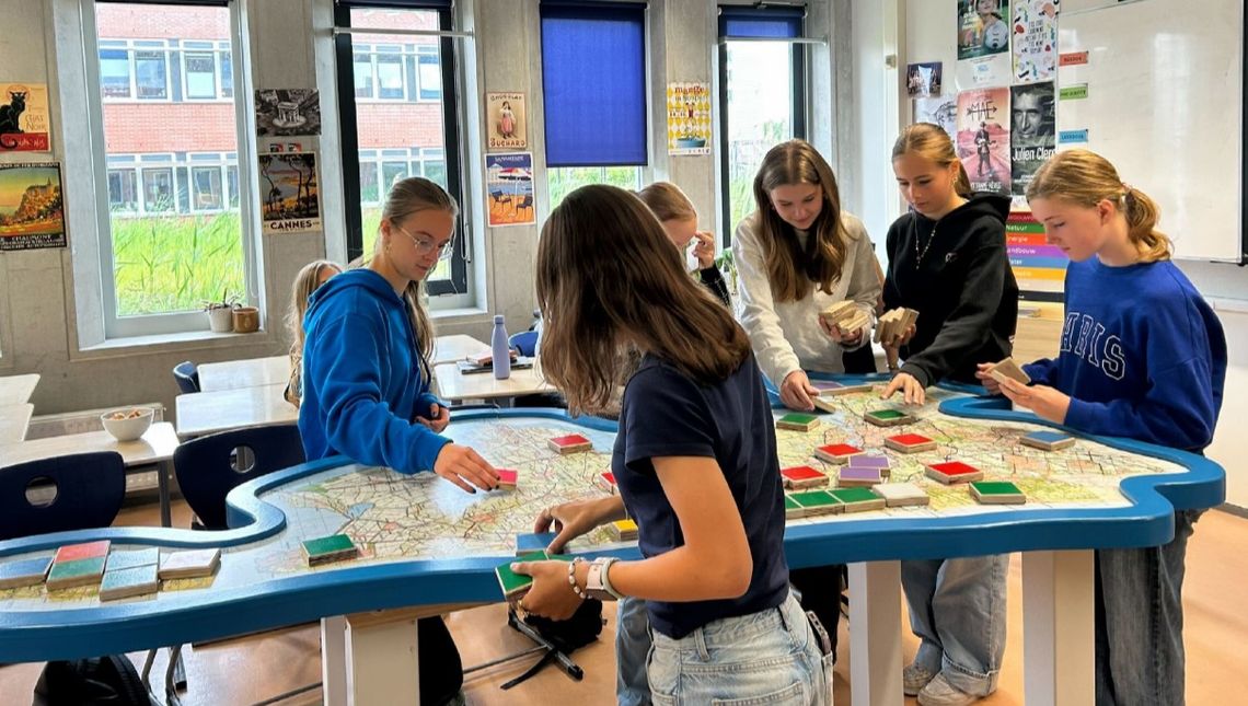 Inwoners en ondernemers met elkaar in gesprek tijdens de bijeenkomst in Alkmaar.